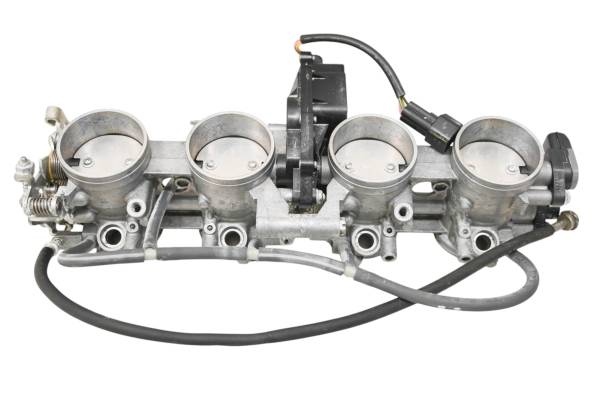 Kawasaki - 13 Kawasaki Concours 14 Throttle Body ZG1400