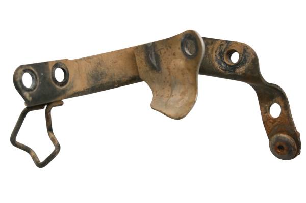 Yamaha - 06 Yamaha Raptor 700 2x4 Rear Right Fender Stay Bracket YFM700R