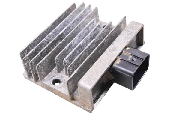 Kawasaki - 22 Kawasaki Ninja 400 Regulator Rectifier EX400