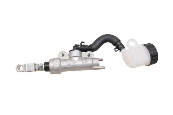 Yamaha - 23 Yamaha MT-03 Rear Brake Master Cylinder