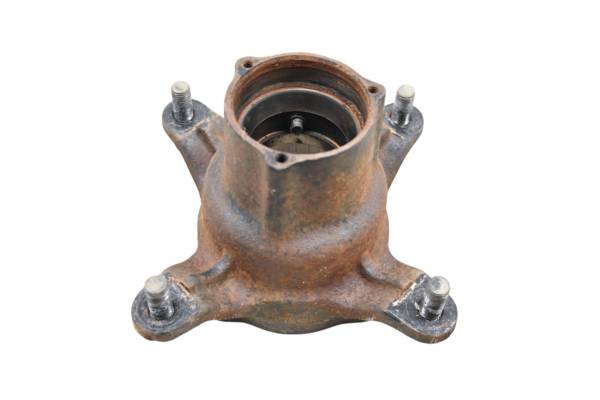 Polaris - 04 Polaris Scrambler 500 4x4 Front Wheel Hub Left Or Right