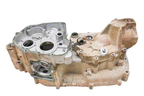 Polaris - 08 Polaris Phoenix 200 2x4 Crankcase Center Crank Case