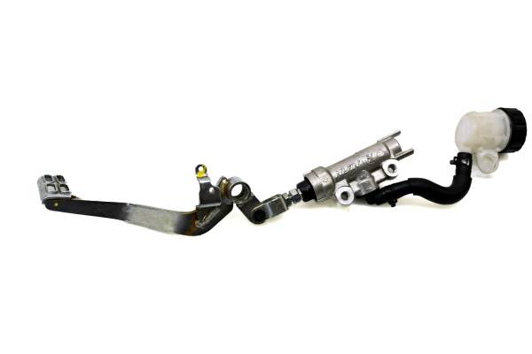 Yamaha - 20 Yamaha MT-03 Rear Brake Master Cylinder & Pedal