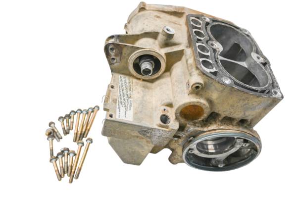 Polaris - 04 Polaris Sportsman 600 4x4 Crankcase Center Crank Case