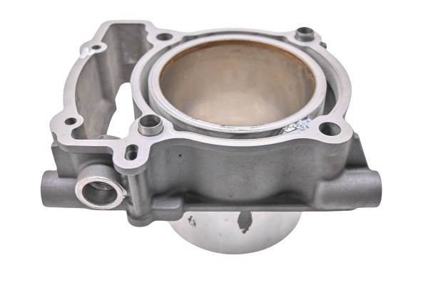 22 Indian FTR1200S Front Cylinder