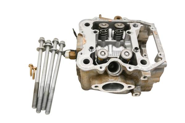 Polaris - 00 Polaris Sportsman 500 4x4 Cylinder Head