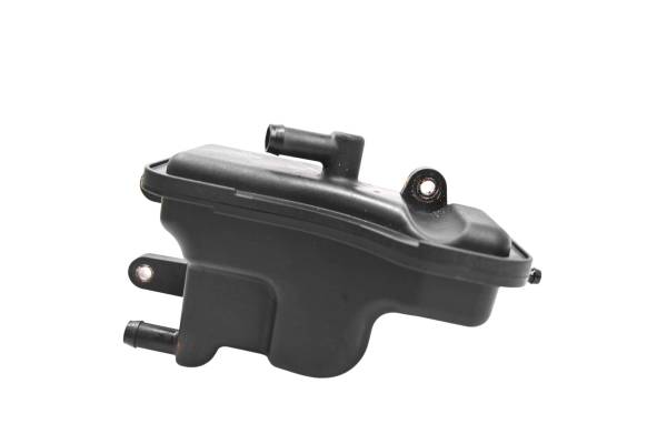 Yamaha - 20 Yamaha VX-C Crankcase Breather Box Vent VX1050GV