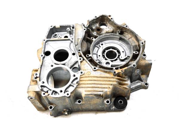 Polaris - 00 Polaris Xpedition 425 4x4 Right Crankcase Center Half Crank Case