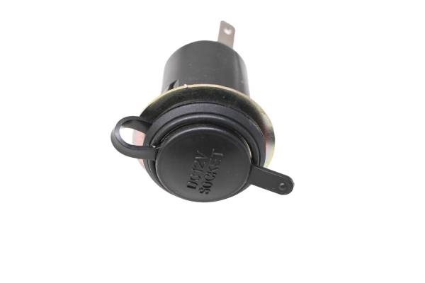 Polaris - 23 Polaris Slingshot SL Manual 12 Volt Accessory Outlet 12V