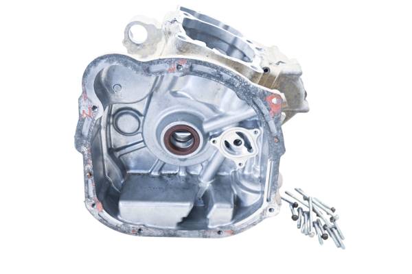 Polaris - 10 Polaris Sportsman 550 XP 4x4 Crankcase Center Crank Case