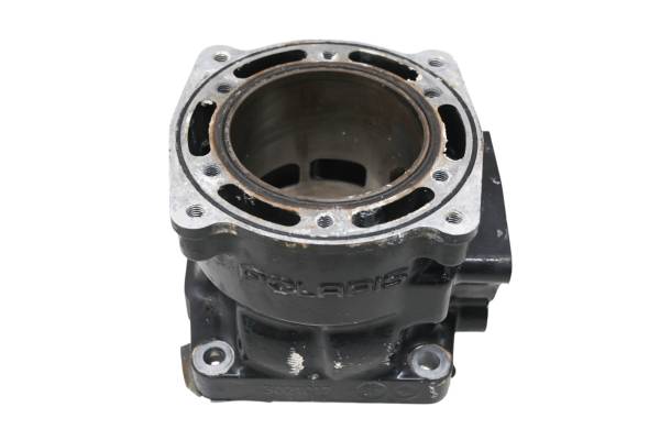 Polaris - 04 Polaris Genesis I 1200 Cylinder