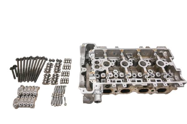 Polaris - 15 Polaris Slingshot SL Cylinder Head