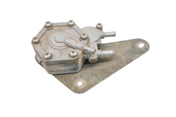 Polaris - 02 Polaris Sportsman 700 4x4 Fuel Pump & Bracket
