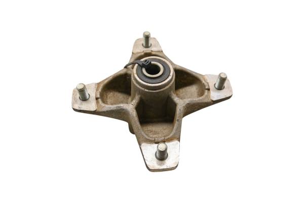 Yamaha - 99 Yamaha Warrior 350 2x4 Front Wheel Hub Left Right YFM350X