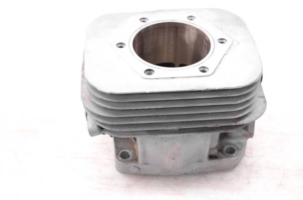 Polaris - 16 Polaris Indy 550 Cylinder 121"