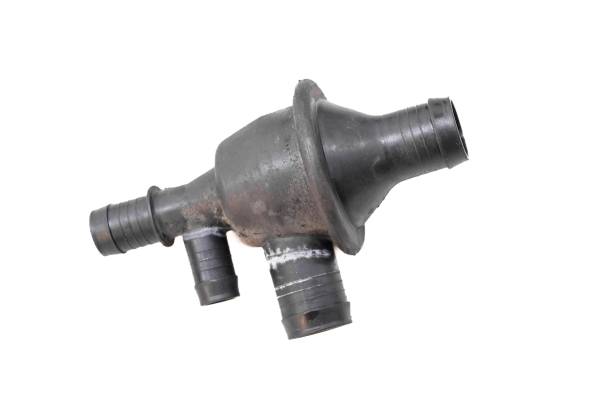 Ski-Doo - 13 Ski-Doo MXZ TNT 600 HO E-TEC Thermostat Housing 120"