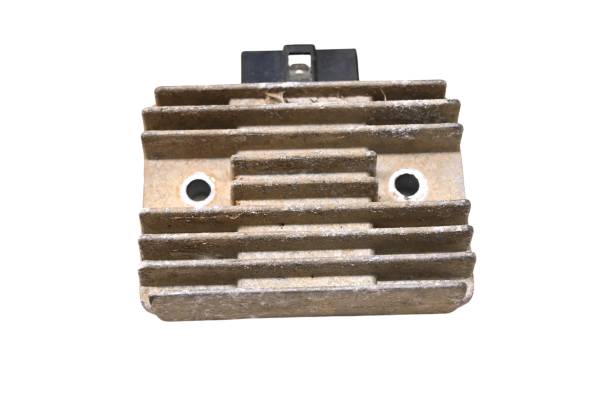 Kawasaki - 01 Kawasaki Bayou 220 2x4 Regulator Rectifier KLF220