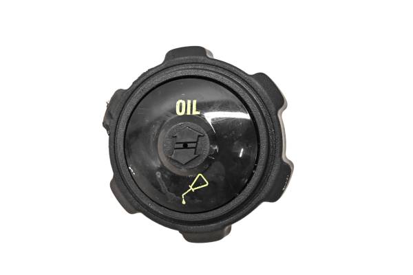 Polaris - 12 Polaris Switchback 800 Pro R ES Oil Tank Cap 136"