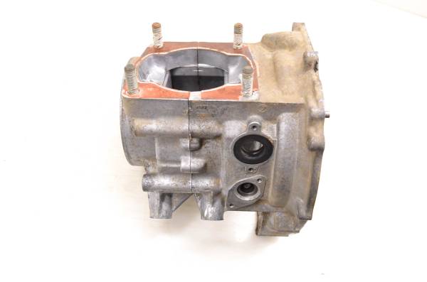 Polaris - 98 Polaris Xplorer 300 4x4 Crankcase Center Crank Case