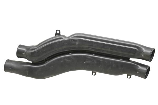 Polaris - 21 Polaris Pro XD 2000G Air Intake Tunnel Duct