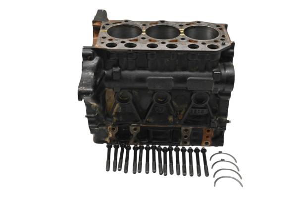 Kawasaki - 18 Kawasaki Mule PRO-DXT Crankcase Center Crank Case & Cylinders KAF1000