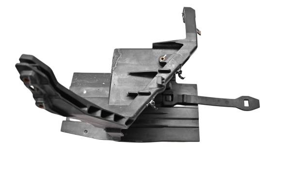 Ski-Doo - 13 Ski-Doo GT Sport 600 Ace Battery Box 137"