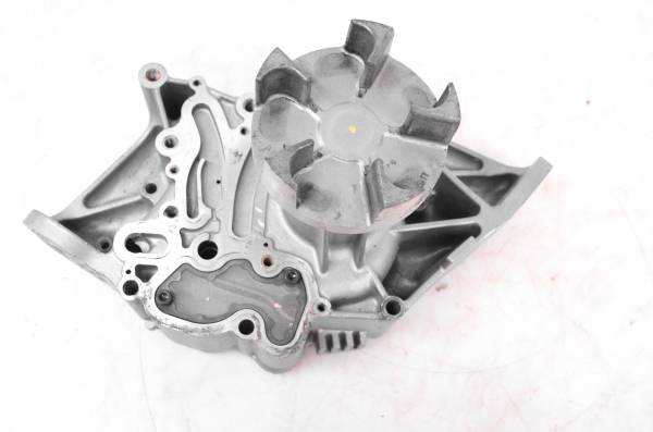 Yamaha - 08 Yamaha VX Deluxe Crank Case Output Shaft & Housing VX1100