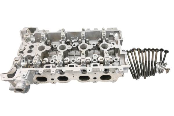 Polaris - 18 Polaris Slingshot SL Icon Cylinder Head