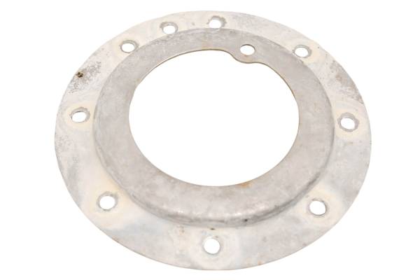 Yamaha - 16 Yamaha Waverunner V1 Fuel Pump Mounting Bracket Cover VX1050E