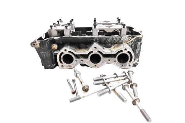Yamaha - 18 Yamaha Waverunner EX Cylinder Head EX1050CT