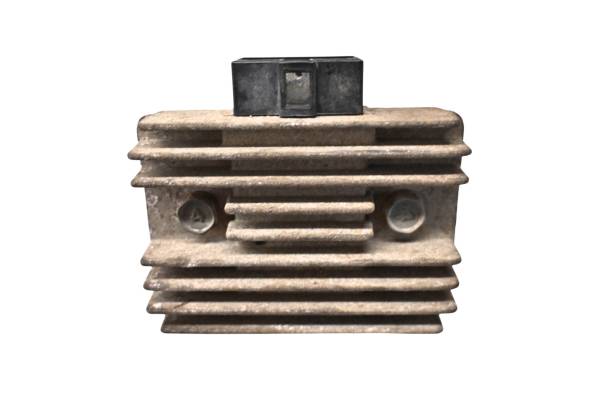 Kawasaki - 00 Kawasaki Bayou 220 2x4 Regulator Rectifier KLF220