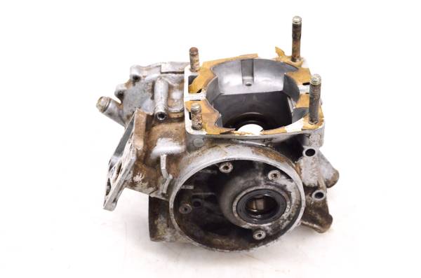 Polaris - 90 Polaris Trail Boss 350L 4x4 Crankcase Center Crank Case