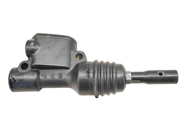 Harley Davidson - 21 Harley Davidson Sportster Iron 833 Rear Brake Master Cylinder XL833N