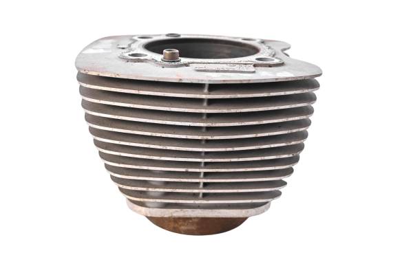 Harley Davidson - 02 Harley Davidson Davidson FLHT Cylinder