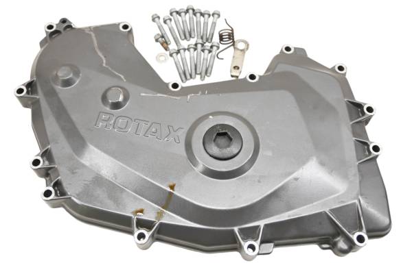 Can-Am - 19 Can-Am Spyder F3 SE6 Stator Cover