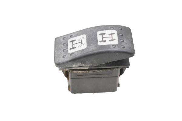 Can-Am - 19 Can-Am Commander 1000R XT 4Wd Switch