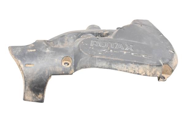 Can-Am - 06 Can-Am Outlander 400 XT MAX Right Side Engine Cover