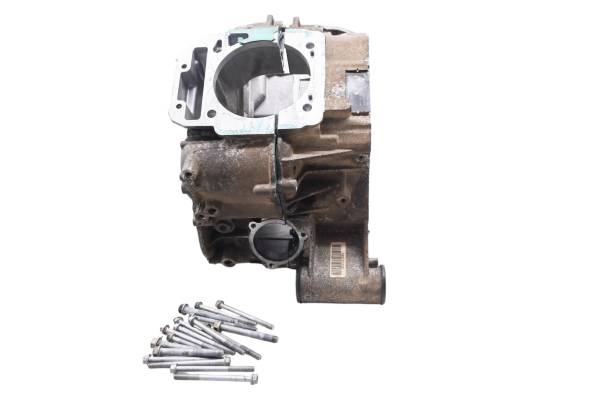 Can-Am - 07 Can-Am Outlander 650 XT 4x4 Crankcase Center Crank Case