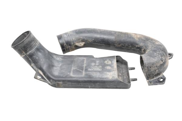 Can-Am - 06 Can-Am Outlander 400 XT MAX Clutch Snorkel Intake Vent Tubes