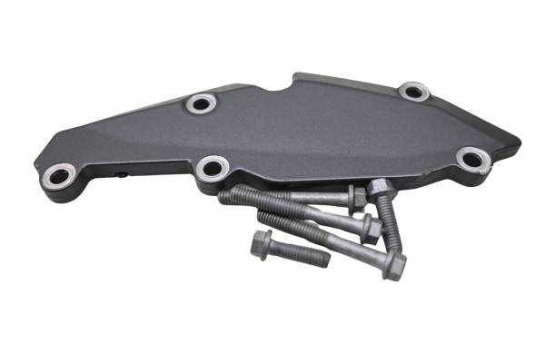 Can-Am - 23 Can-Am Spyder F3 Limited ACE SE6 Oil Duct Cover