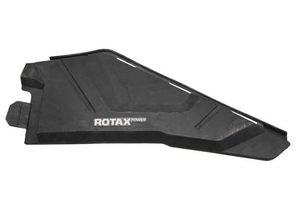 Can-Am - 18 Can-Am Outlander Max 650 XT 4x4 Left Side Panel Cover