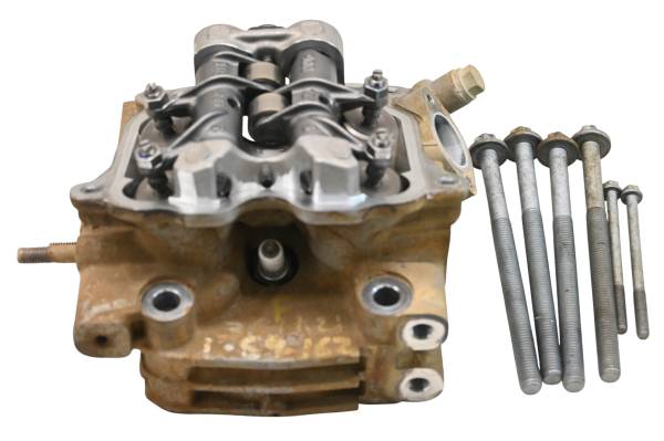 Can-Am - 18 Can-Am Outlander Max 650 XT 4x4 Front Cylinder Head