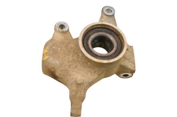 Can-Am - 18 Can-Am Outlander Max 650 XT 4x4 Front Right Spindle Knuckle