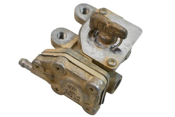 Kawasaki - 04 Kawasaki KFX700 2x4 Fuel Petcock V-Force