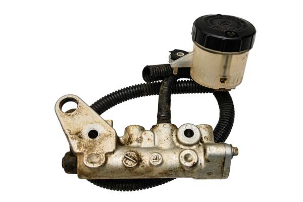 Can-Am - 15 Can-Am Outlander 450 L 4x4 Rear Brake Master Cylinder