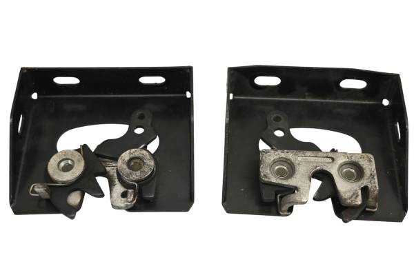 Polaris - 16 Polaris Slingshot SL Front Hood Latches & Brackets