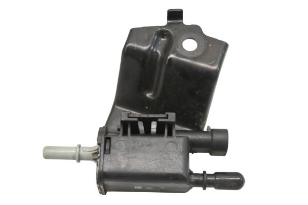 Polaris - 16 Polaris Slingshot SL Emissions Purge Solenoid Valve & Bracket