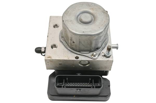 Polaris - 16 Polaris Slingshot SL Electric Abs Brake Control Unit