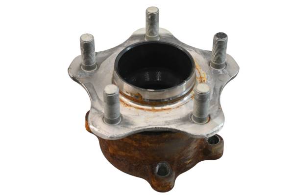 Polaris - 19 Polaris Slingshot SL Front Wheel Hub Left Or Right