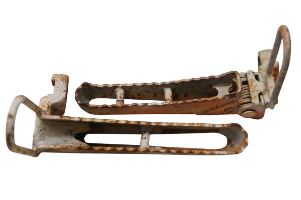 Kawasaki - 91 Kawasaki Mojave 250 2x4 Foot Pegs KSF250